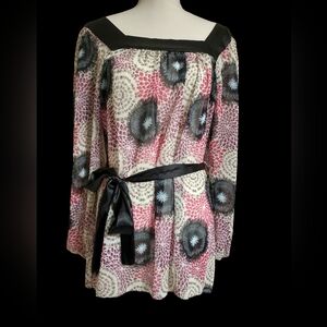 Colorful Print Blouse with Black Trim